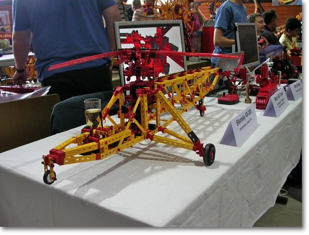 Johann-Fox-02-Erbes-Buedesheim-2011 - Johann Fox - Sikorsky VS-300 helicopter